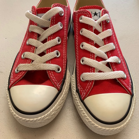 converse chuck taylor ox red